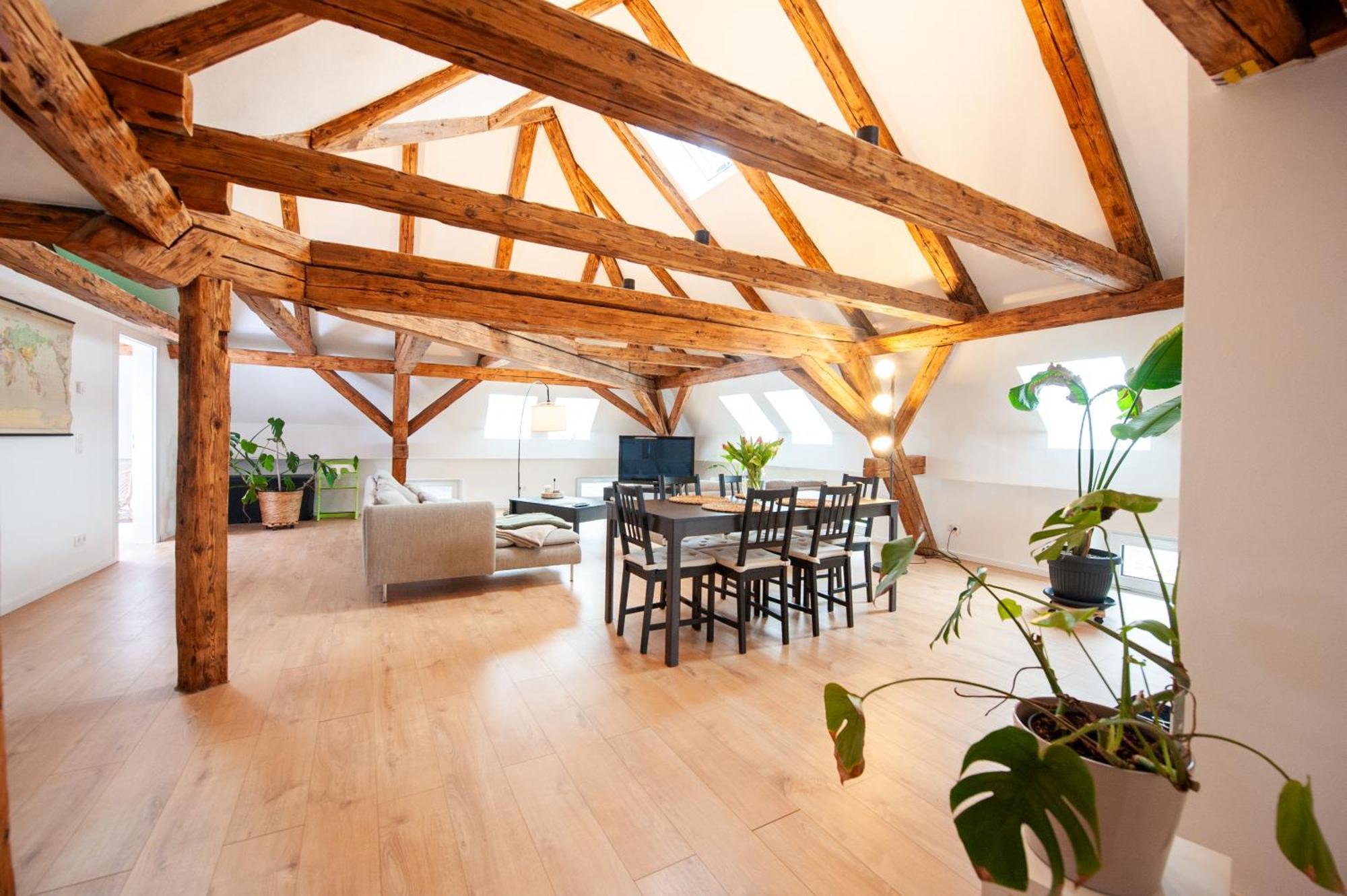 Schlossberg - Ferienwohnung Im Herzen Von 서브 외부 사진
